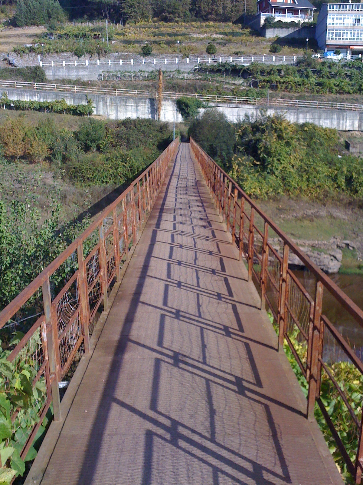 Portomarin, alte Stahlbrücke über den Rio Minor